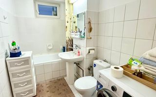 Apartament cu 3 camere, 80 mp utili, etaj intermediar in Zorilor ! - Poză 9
