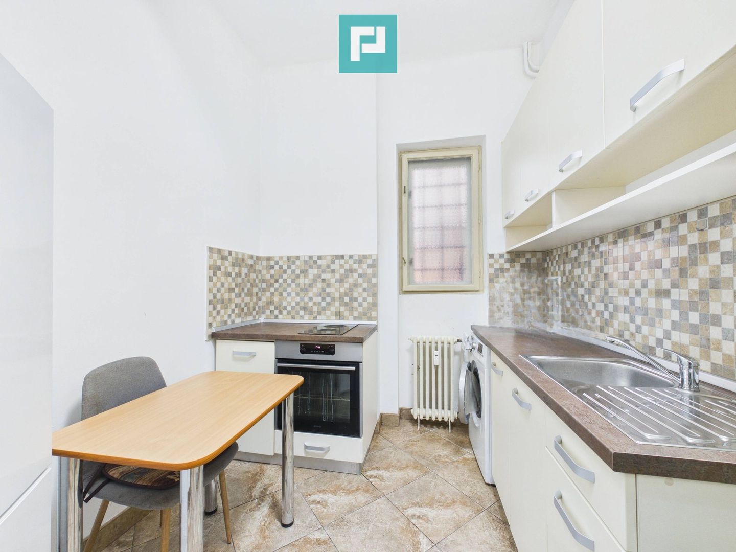 Apartament de închiriat cu 2 camere central, Arad - Poză 12