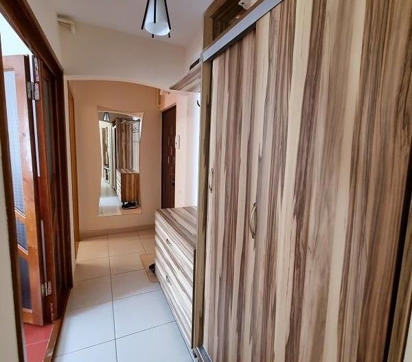 Apartament cu 3 camere - Poză 4