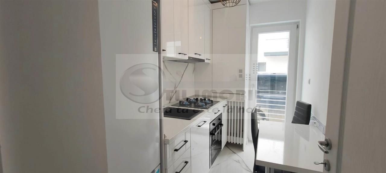 1 CAMERA CETATUII DECOMANDAT - Poză 7