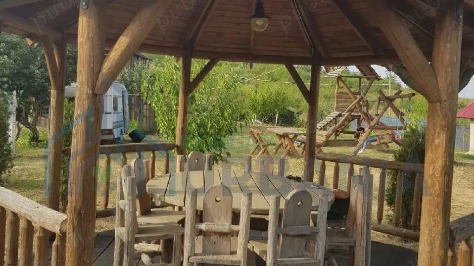 Teren intravilan - Poză 1