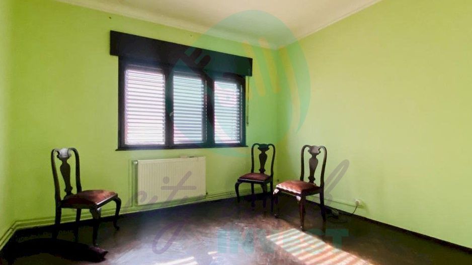 Vanzare jumatate de vila | Primaverii - Poză 1