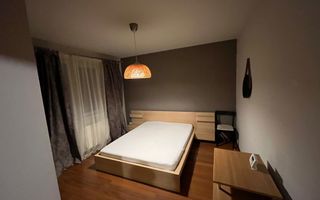 Apartament 2 camere decomandat Etaj 3 si balcon  zona Turnisor - Poză 2