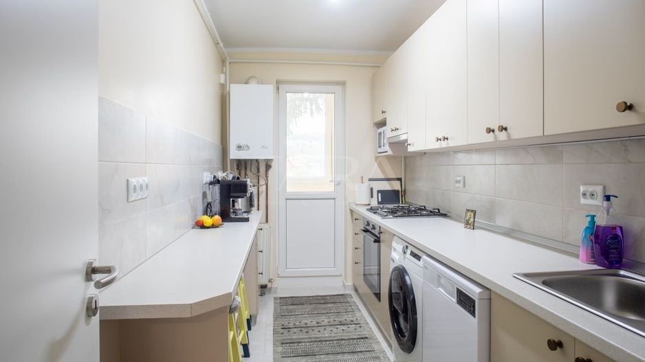 Apartament 3 camere de închiriat – zona Big - Poză 2