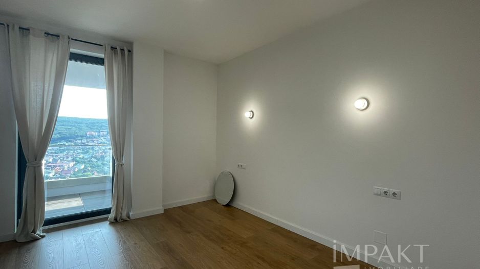 Apartament 2 Camere Nemobilat, Ideal pentru Birouri - Poză 4