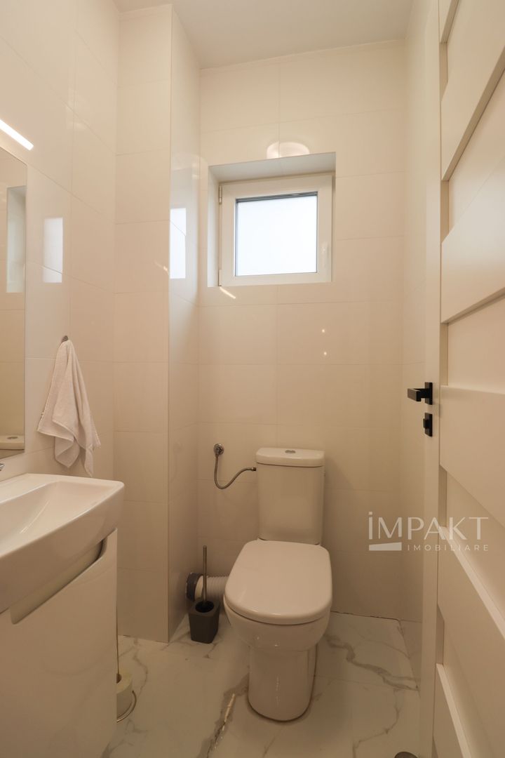 Casa insiruita cu finisaje de lux in cartierul Europa - Poză 7