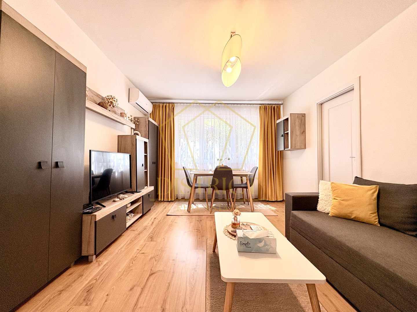 Apartament superb cu 2 camere | Spitalul Județean - Poză 1