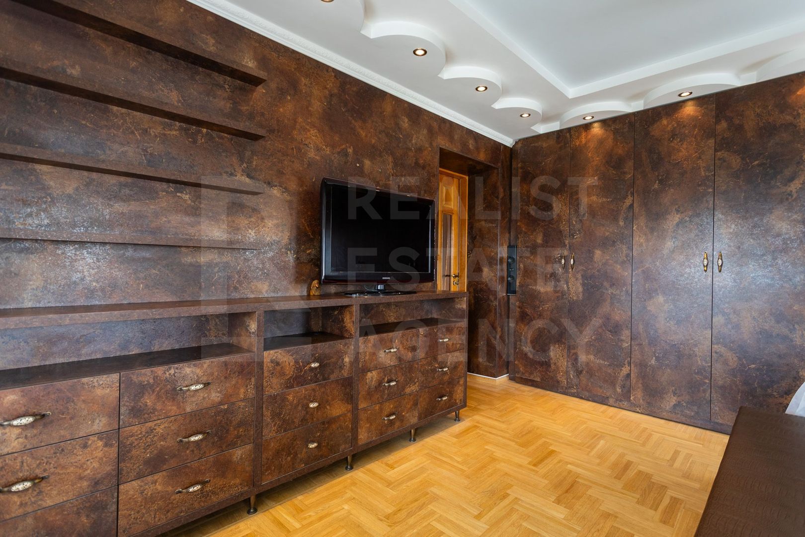 Casă în 4 nivele, amplasat pe strada Chicago, Stăuceni. - Poză 18