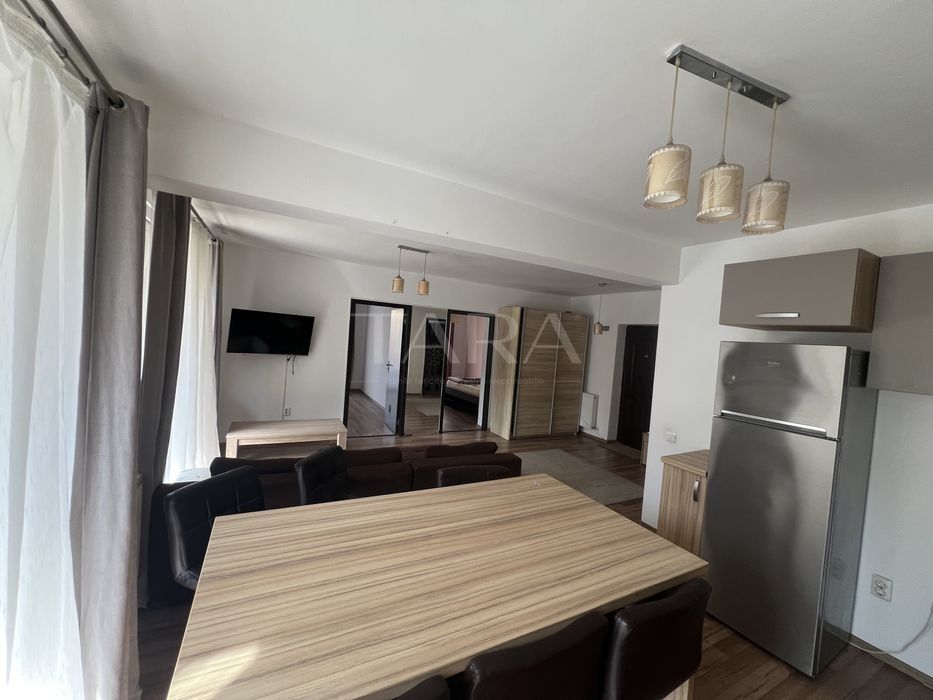 Apartament cu 3 camere de vânzare – Florești, zona Penny - Poză 1