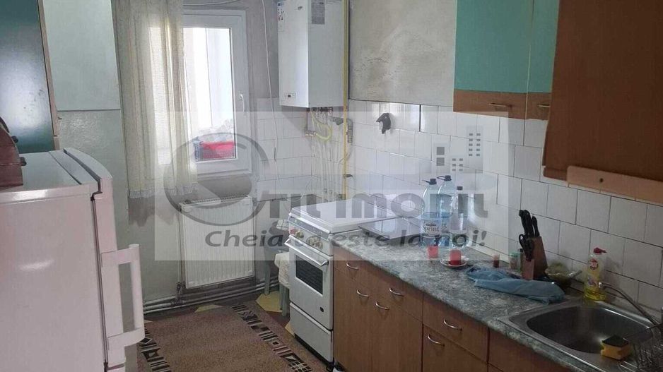 Apartament de vanzare 3 camere lângă Palas - Poză 6