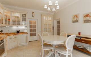 Chirie, casă, 3 nivele, 5 camere, strada Drumul Viilor, Telecentru - Poză 24