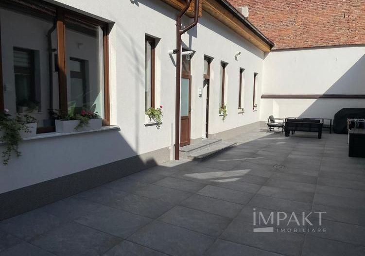 Casă de închiriat cu finisaje de excepție în Zona Semicentrală - Poză 16