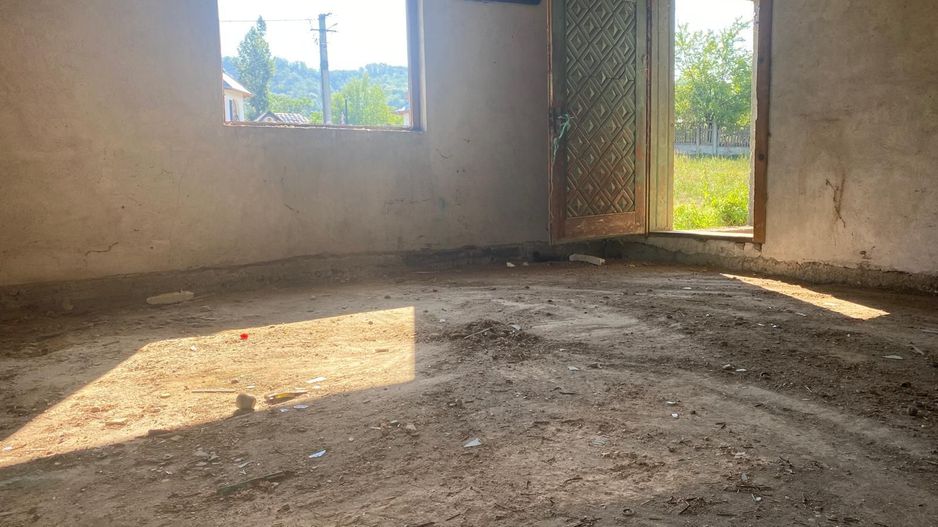 Casă P+1 la roșu, locul tău de refugiu în natura - Suduleni, Izvoare - Poză 17