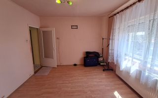 Apartament 2 camere | Etaj 3 | Zona Micro 17 - Poză 3
