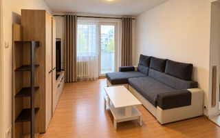 De vanzare apartament 3 camere zona Gorjului/Lujerului - Poză 1