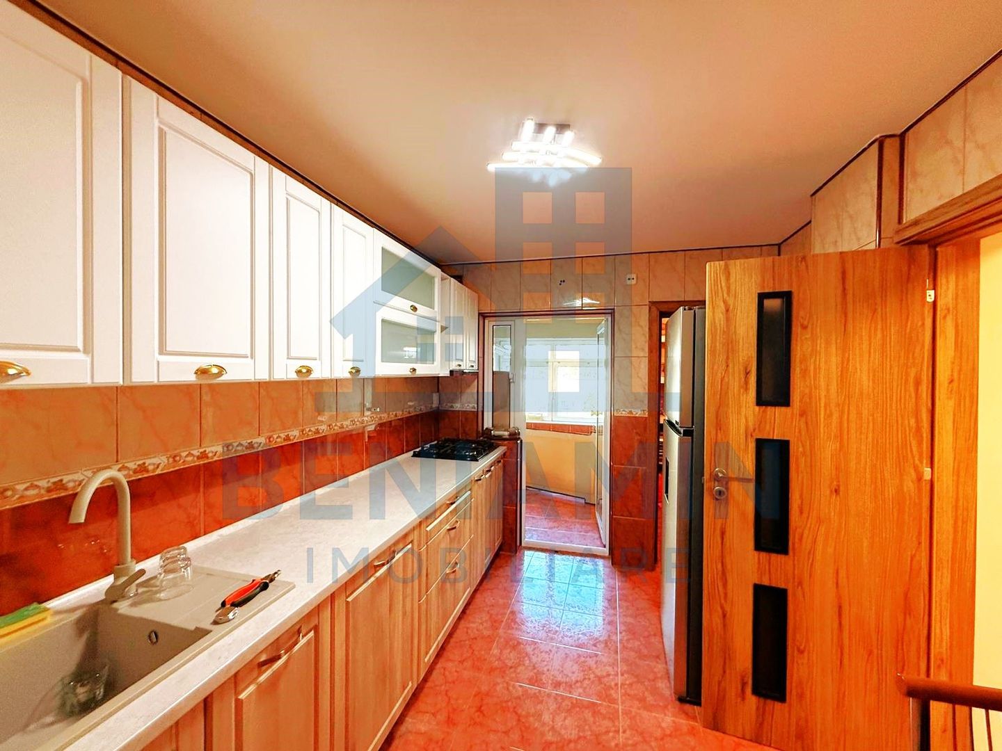 4 Camere-Ultracentral-Langa Mercur-Mobilat-Utilat-Disponibil Imediat - Poză 4