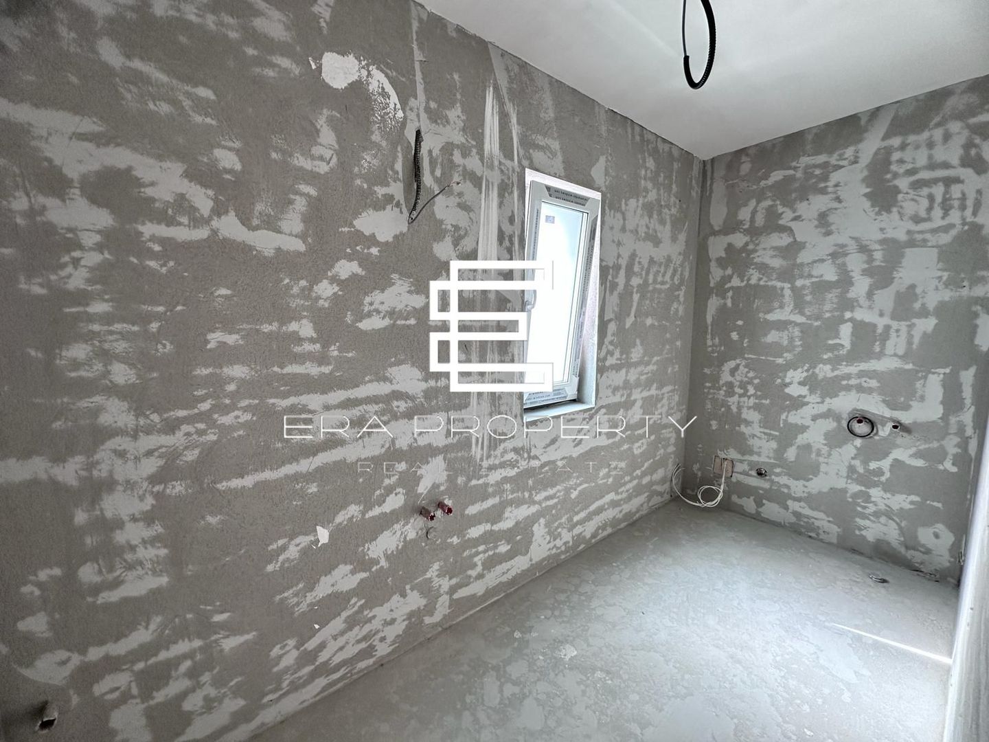 Casă nouă, cu pivniță, pod și 3 dormitoare – situată pe colț - Cisnadie - Poză 4