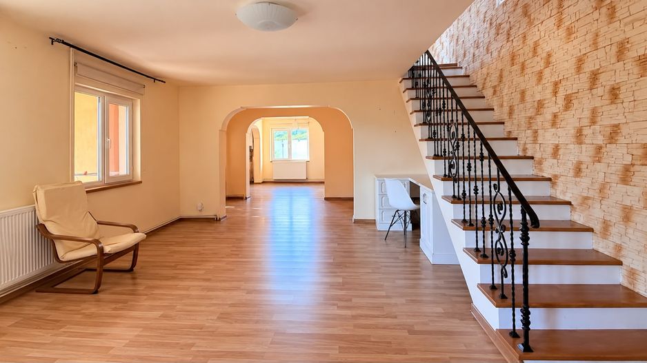 Casă de vânzare | 5 camere P+1 | Teren 553 mp | 2 terase | Clinceni - Poză 9