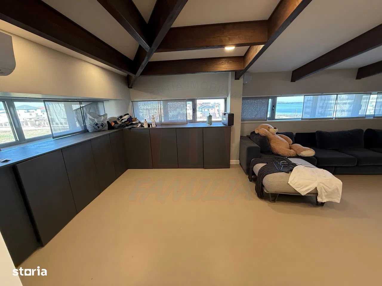 Vila mare in Pantelimon aproape de Lacul Pantelimon, la cheie - Poză 13