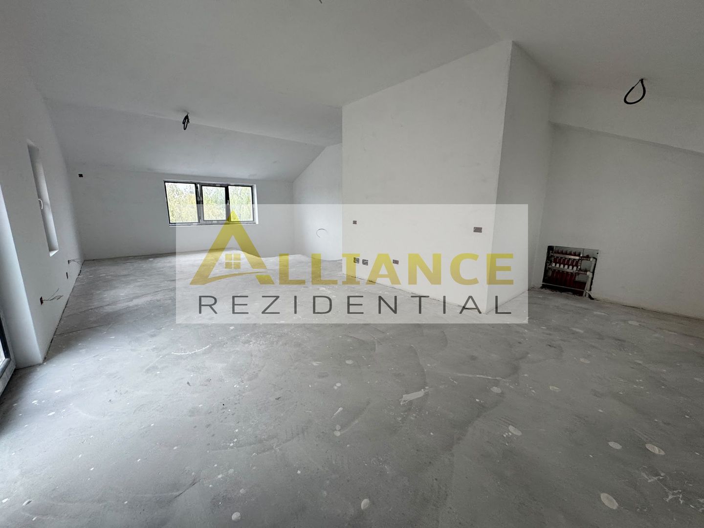 Cartier Alegria-Casa Tip Duplex-4 Camere-3 Bai - Poză 25