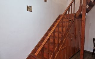Casa cu 3 camere | Zona Ultracentrala | Oradea - Poză 8