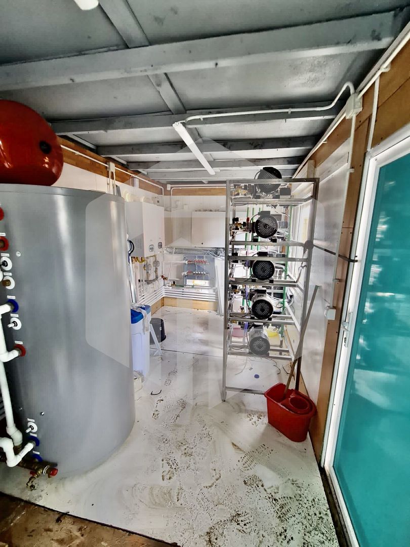 Spalatorie Selfwash / Afacere la cheie cu functionalitate si nume - Poză 3