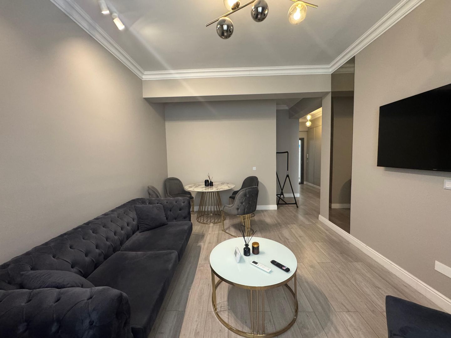 2 camere| BIHARIA- BANEASA| LOC DE PARCARE - Poză 5
