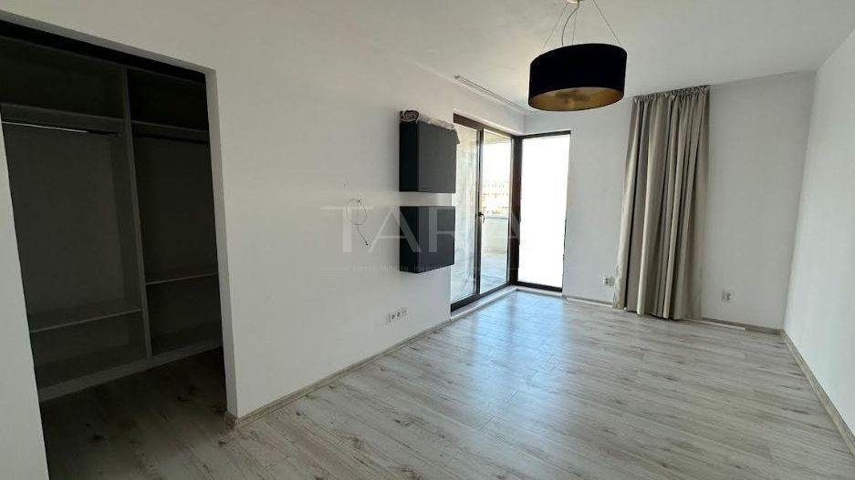 Apartament de 4 Camere cu Terasă Impresionantă, Lângă Iulius Mall - Poză 6