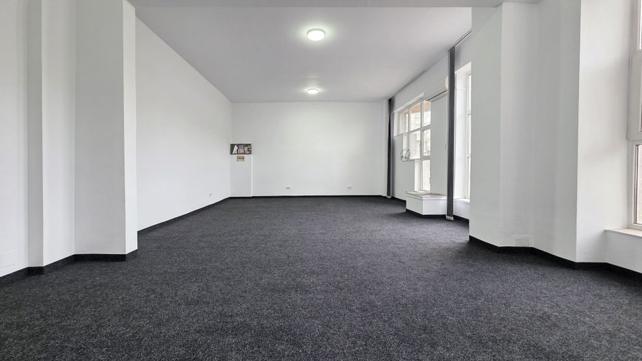 FALEZA NORD – 192 MP UTILI, IDEAL MAGAZIN, BIROURI, CABINETE MEDICALE - Poză 12