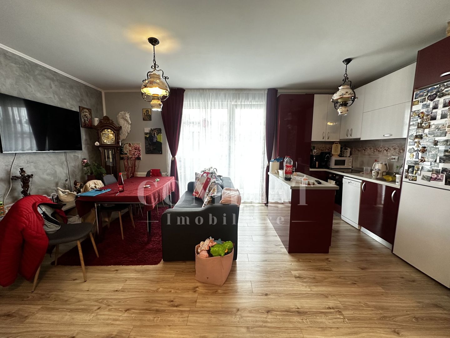 Apartament 3 camere | Etaj intermediar | Zona Str Teilor - Poză 1