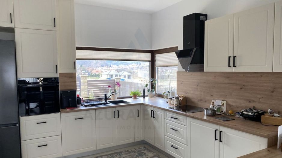Casa ultrafinisata 199 mp utili garaj si teren 410 mp in Cisnadioara - Poză 13