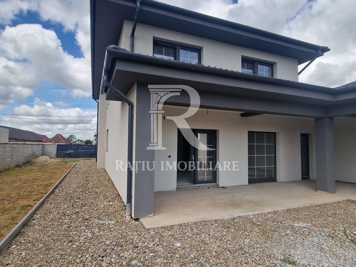 Casa de vanzare cu 4 camere | Cihei | Finisata | Bihor - Poză 7