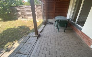 Casa de vânzare/închiriere zona Lunei - Poză 21