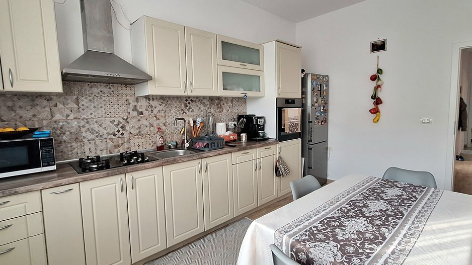 Duplex parter cu teren de 343mp - Poză 9