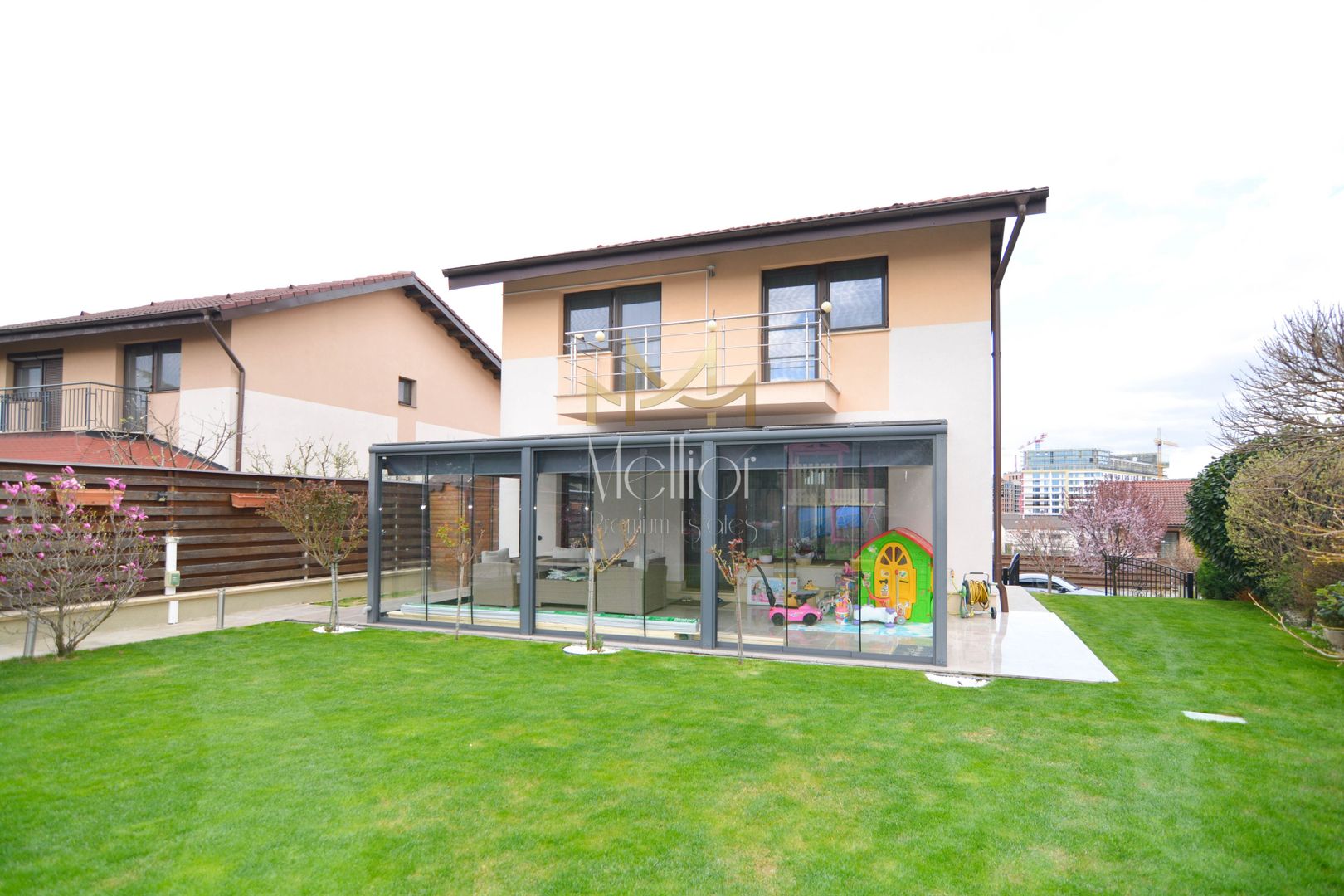 Casă spațioasă de vânzare în Gheorgheni – vedere spre parc - Poză 20