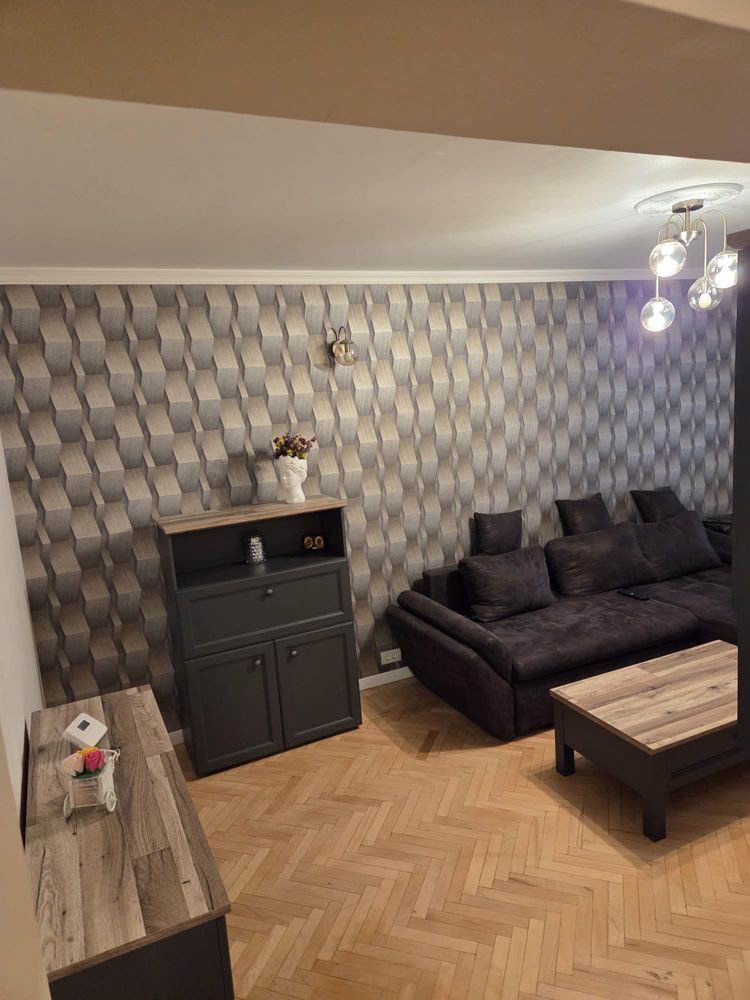 Închiriere Apartament 3 camere Decomandat Rahova, Parcare Inclusă, Centrală - Poză 3