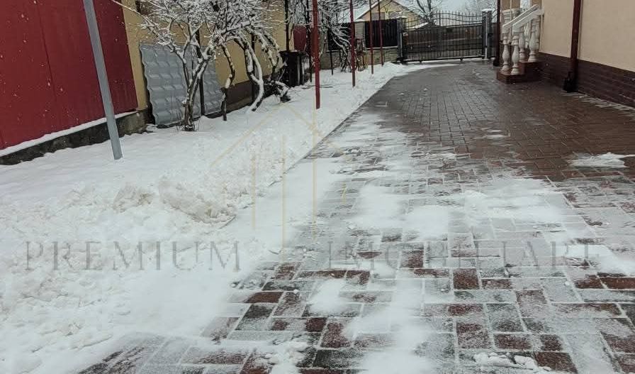 Casă P+M de vânzare la 11 km de Onesti spre Bacau - Poză 13