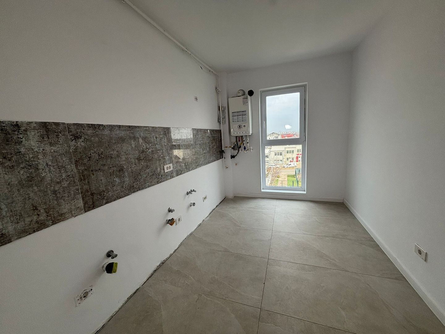 AP. 2 CAMERE SALAJAN- CENTRALA PROPRIE, BUCATARIE INCHISA, COMISION 0% - Poză 2