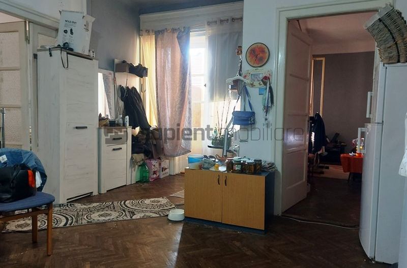 Apartament cu 3 camere la casa str.M.Eminescu - Poză 5