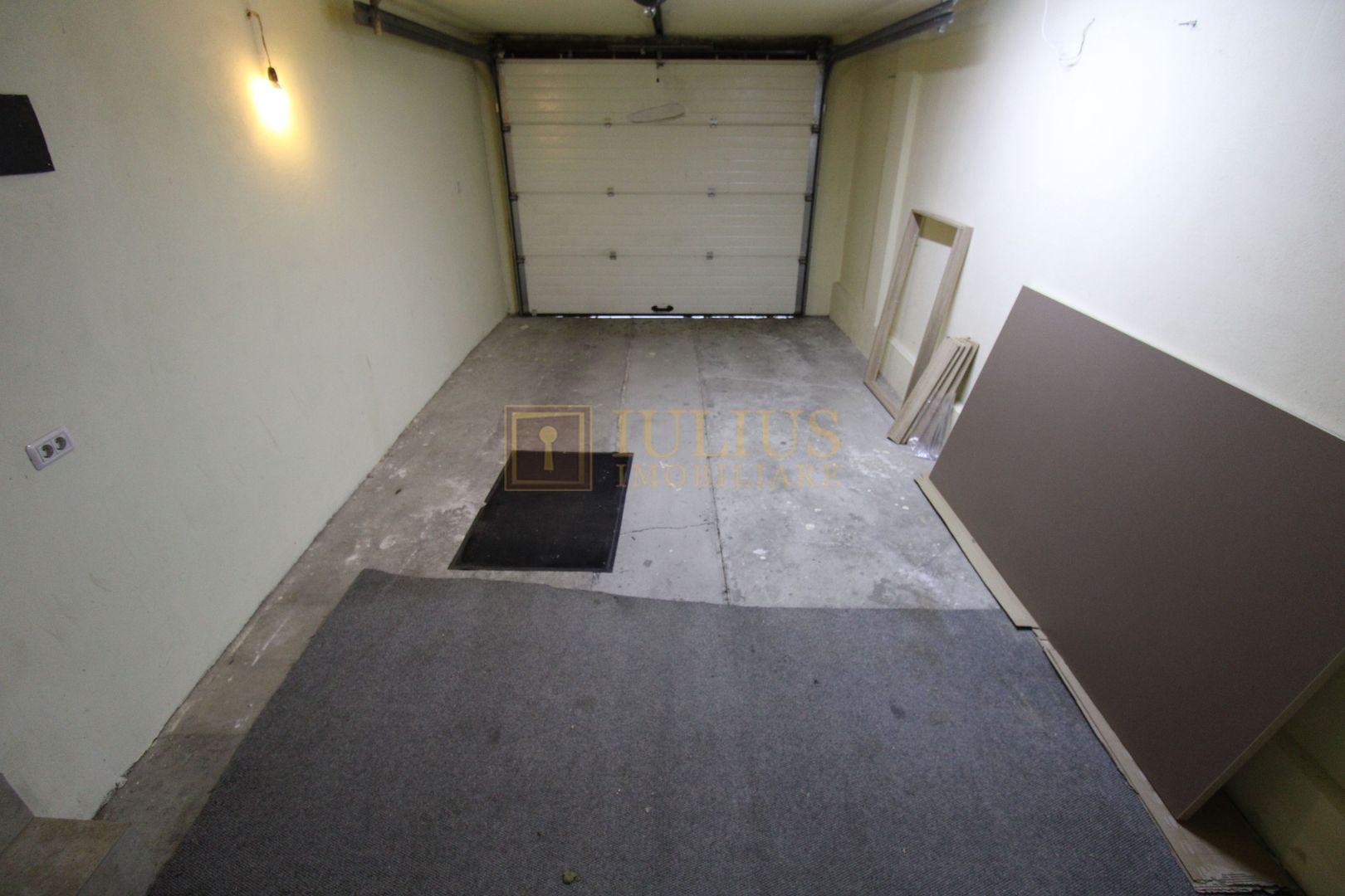 Zona Cetatii; 6 incaperi, ideal pentru sediu firma. - Poză 24