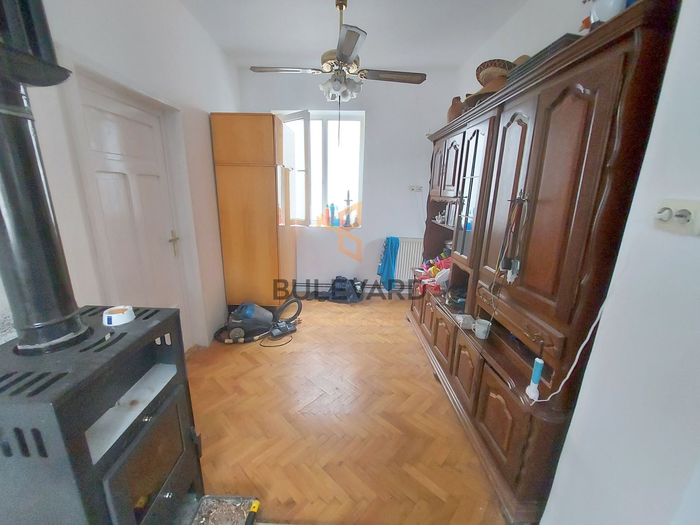 Casa in Gruia cu un view deosebit + teren de 1000mp! - Poză 11