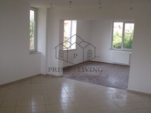 VILA INDIVIDUALA CU 6 CAMERE IN ZONA PIPERA - Poză 2