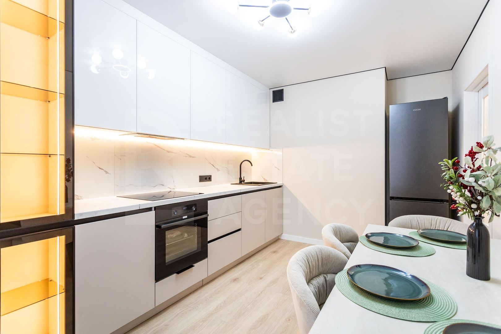 Vânzare, apartament, 2 camere+living, bul. Mircea cel Bătrân, Ciocana - Poză 4