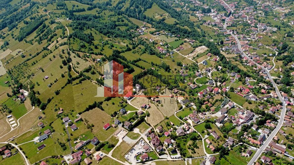 Teren de la 2772 mp Podul Simonului- Bran - Poză 4