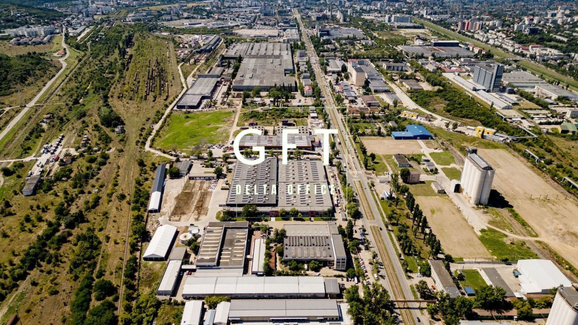 Proprietate speciala | Hale de productie si birouri - Poză 25