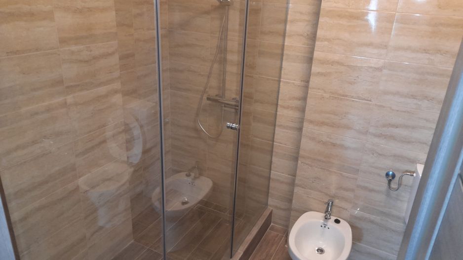 Vanzare 3 camere central, str. Tudor Vladimirescu - Ared, Oradea - Poză 14