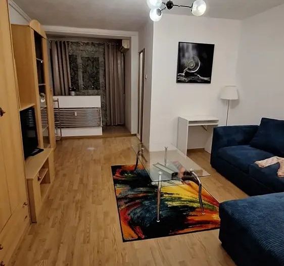 Garsoniera mobilata complet,  modernă, 3 min metrou Titan - Poză 2