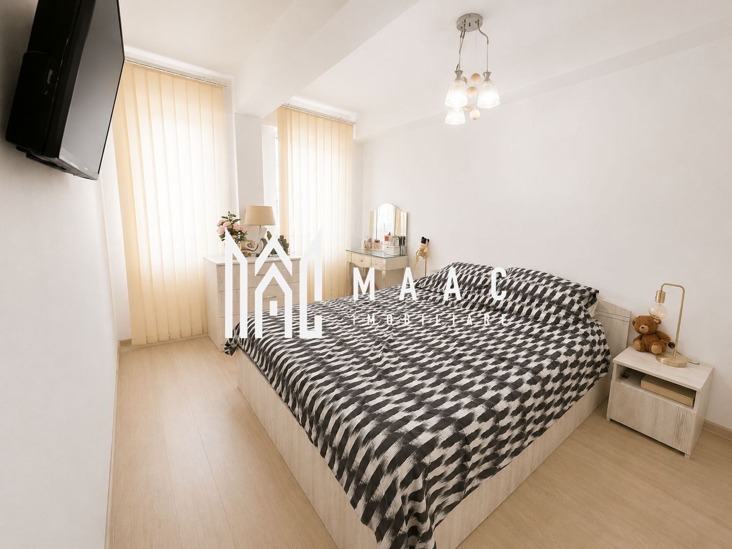 Apartament 3 camere | Etaj 1 | 2 bai | 2 Balcoane | Bloc nou - Poză 6
