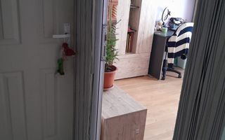 Apartament decomandat, zona centrala Apahida, aproape de Primărie. - Poză 3