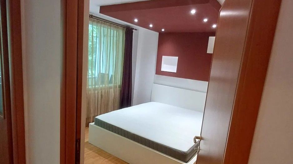 Apartament 3 camere Berceni-loc parcare-boxa subsol - Poză 3